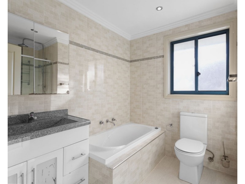 8 Birriwa Street, Greystanes NSW 2145