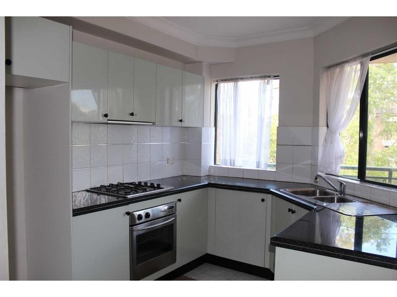 4/43 MEMORIAL AVENUE, Merrylands NSW 2160