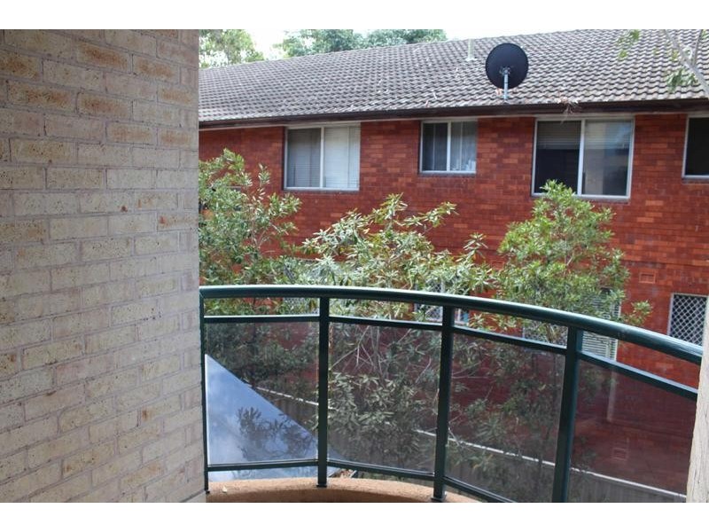 4/43 MEMORIAL AVENUE, Merrylands NSW 2160