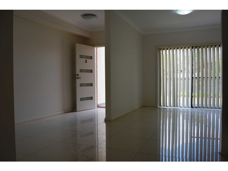 02/35 KIMBERLEY STREET, Merrylands NSW 2160