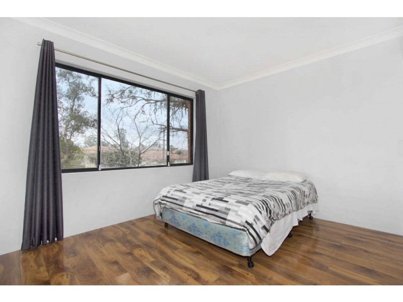 2/494 MERRYLANDS ROAD, Merrylands NSW 2160