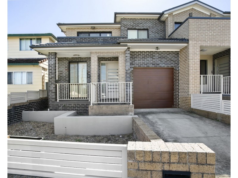 10a Martin Crescent, Woodpark NSW 2164