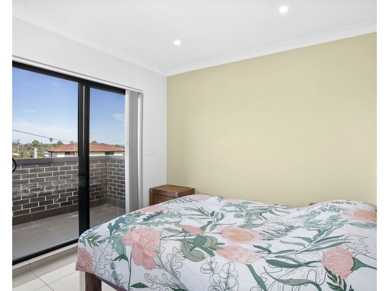 10a Martin Crescent, Woodpark NSW 2164