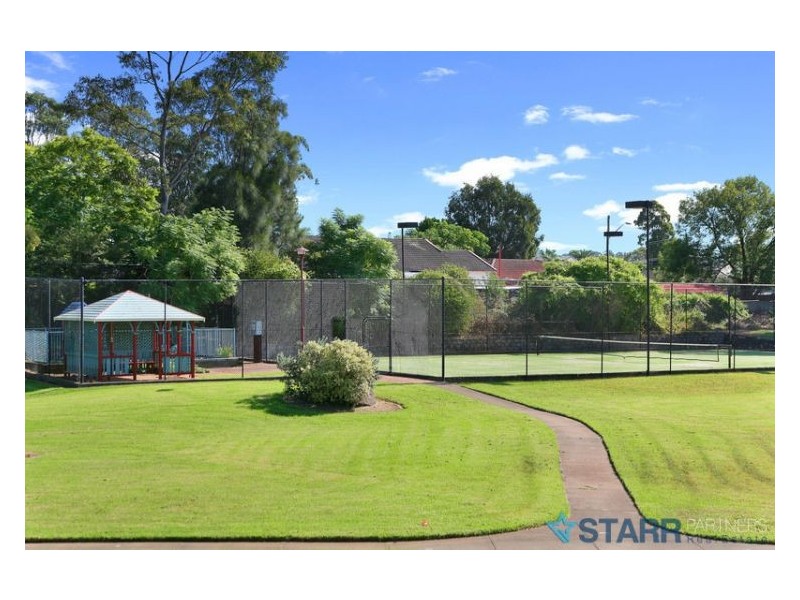 4 Tathira Crescent, Merrylands NSW 2160