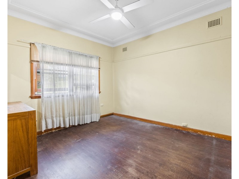 42 Oldfield Street, Greystanes NSW 2145