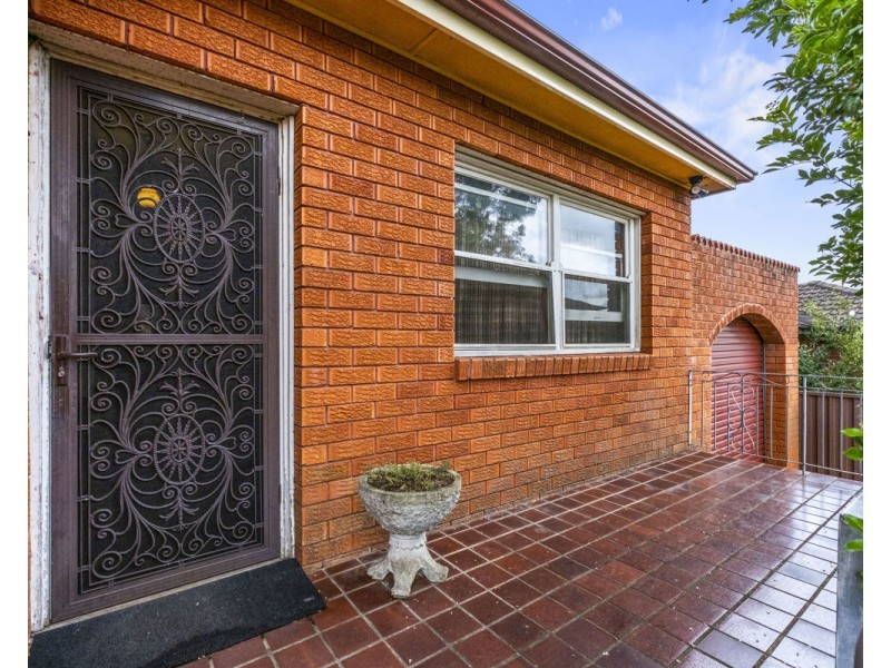 42 Oldfield Street, Greystanes NSW 2145