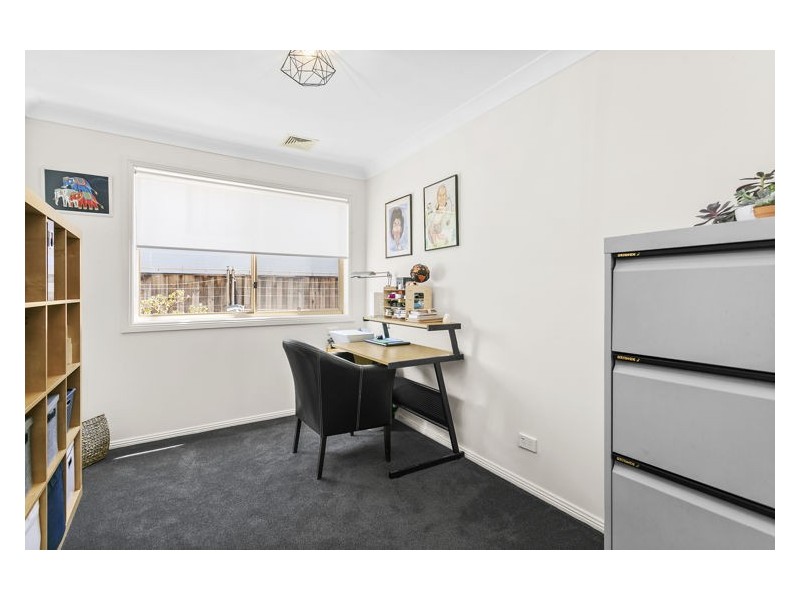 28 Blackbutt Crescent, Greystanes NSW 2145