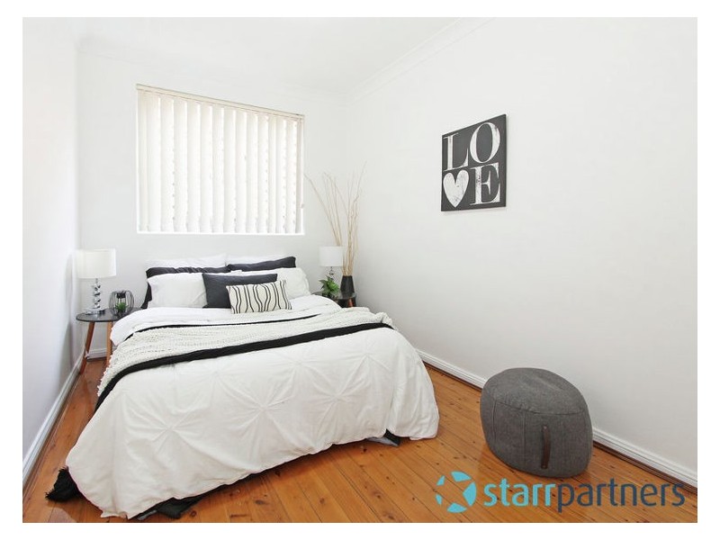 2/20 Military Road, Merrylands NSW 2160