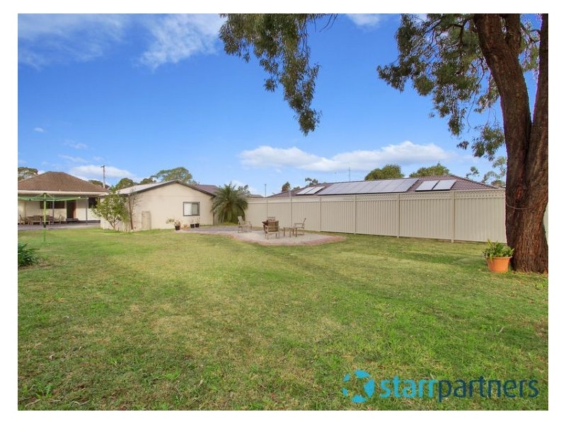 17 Renfrew Street, Guildford NSW 2161