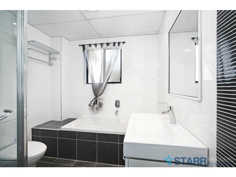 14/17 TODD STREET, Merrylands West NSW 2160