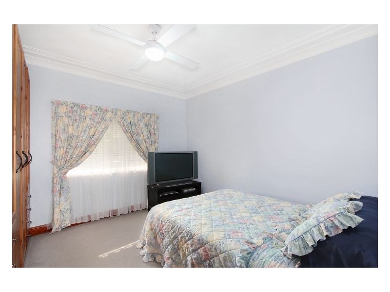 12 Windsor Road, Merrylands NSW 2160