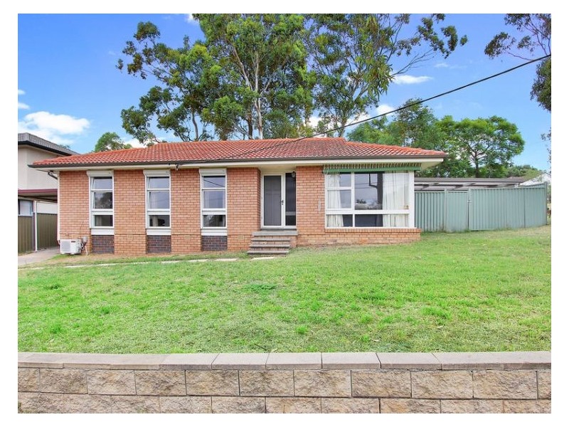 49 Lodge Avenue, Old Toongabbie NSW 2146