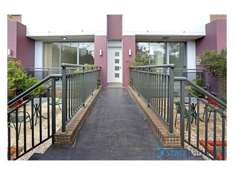 2/62 Railway Terrace, Merrylands NSW 2160