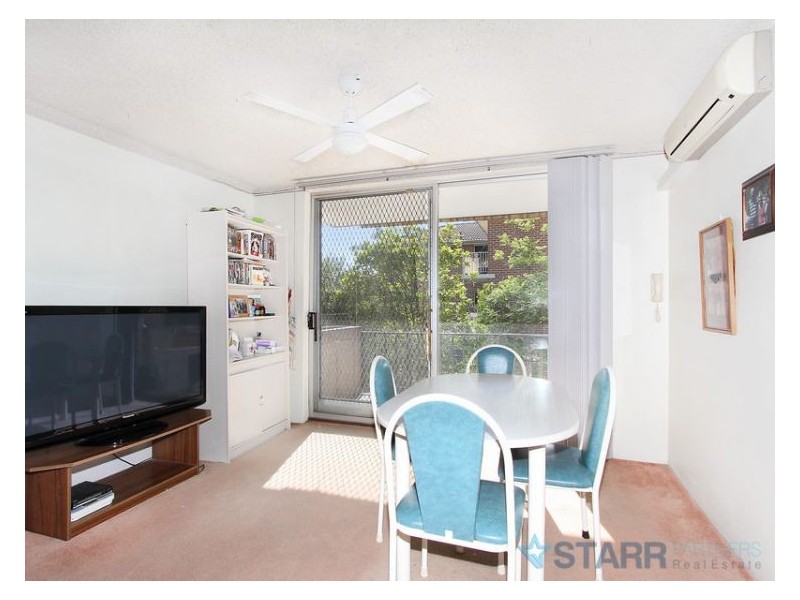 2/20-24 Manchester Street, Merrylands NSW 2160