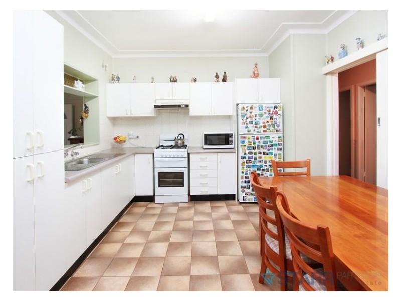 8 Bowden Street, Merrylands NSW 2160