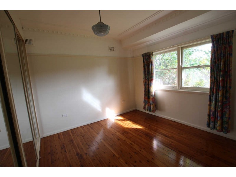 8 CANYON ROAD, Baulkham Hills NSW 2153