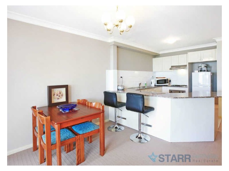 4/11 LANSDOWNE STREET, Merrylands NSW 2160