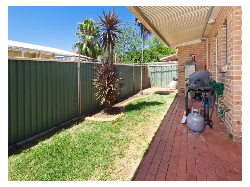 4/17 Lansdowne Street, Merrylands NSW 2160