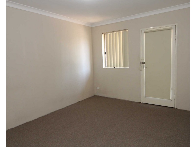 4/67 St Ann St, Merrylands NSW 2160