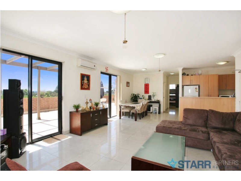 16/39 Earl Street, Merrylands NSW 2160