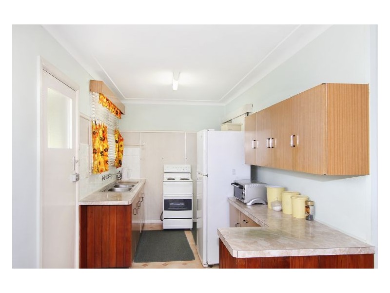 28 Runyon Avenue, Greystanes NSW 2145