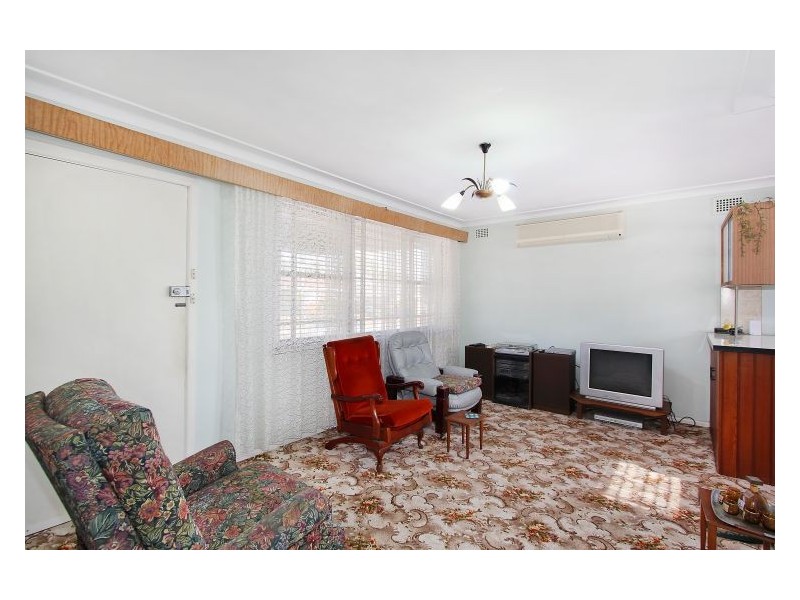 28 Runyon Avenue, Greystanes NSW 2145