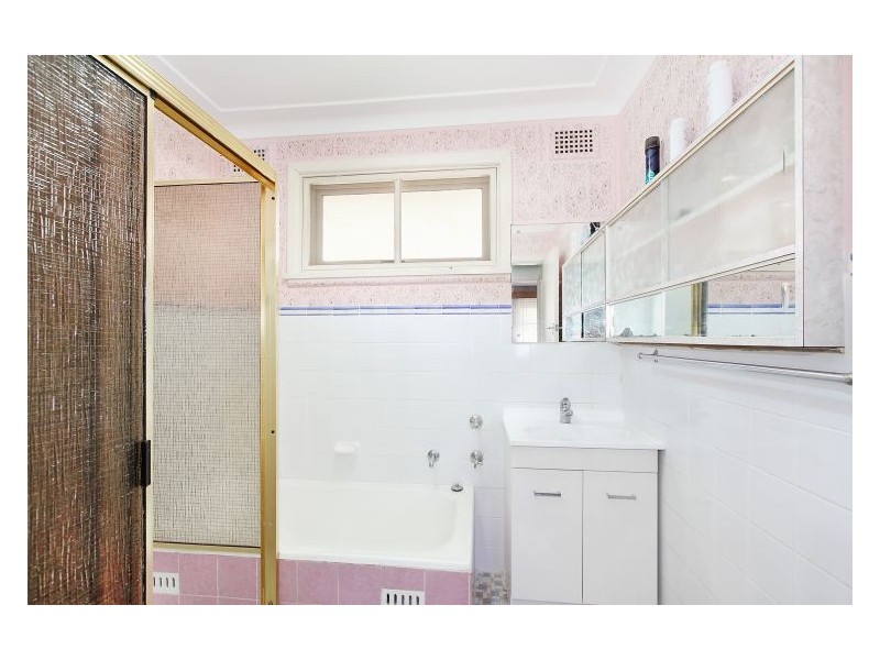 28 Runyon Avenue, Greystanes NSW 2145