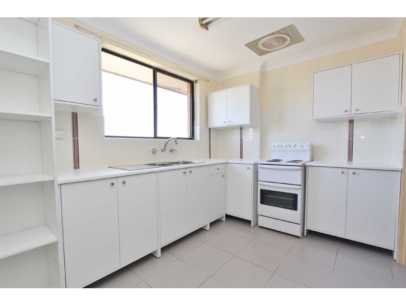 15/28 TREVES STREET, Merrylands NSW 2160