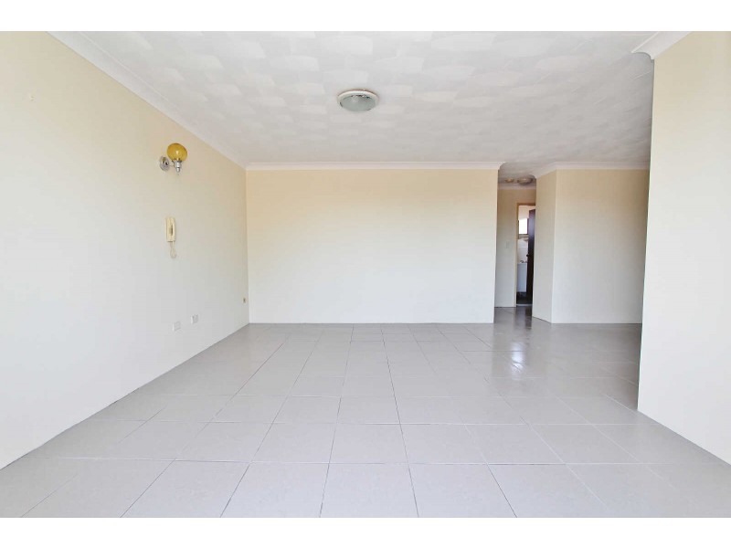 15/28 TREVES STREET, Merrylands NSW 2160