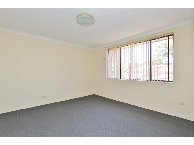 15/28 TREVES STREET, Merrylands NSW 2160