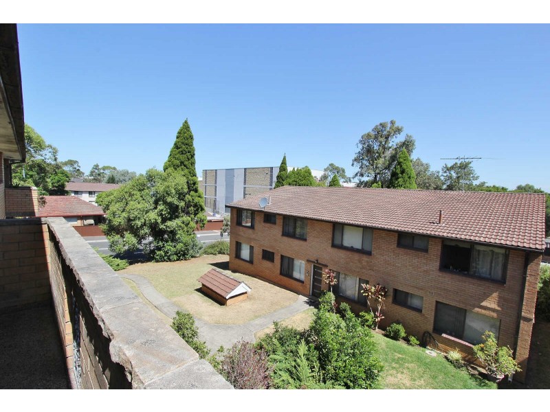 15/28 TREVES STREET, Merrylands NSW 2160