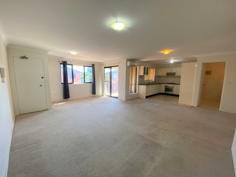 16/21 Weigand Street, Bankstown NSW 2200