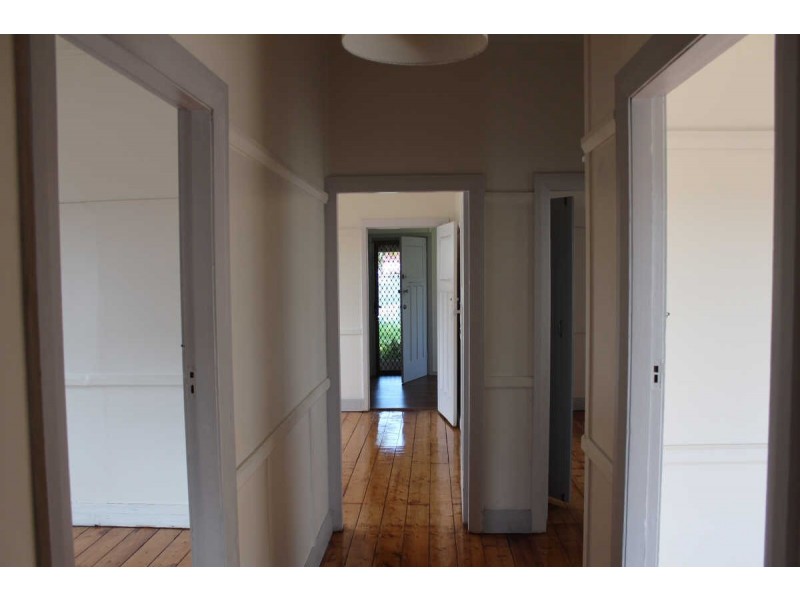 99 WOODVILLE ROAD, Granville NSW 2142