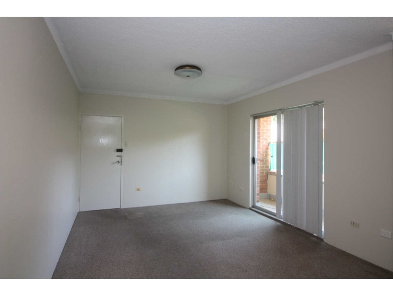 02/4 TODD STREET, Merrylands NSW 2160