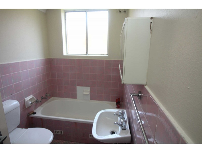 02/4 TODD STREET, Merrylands NSW 2160