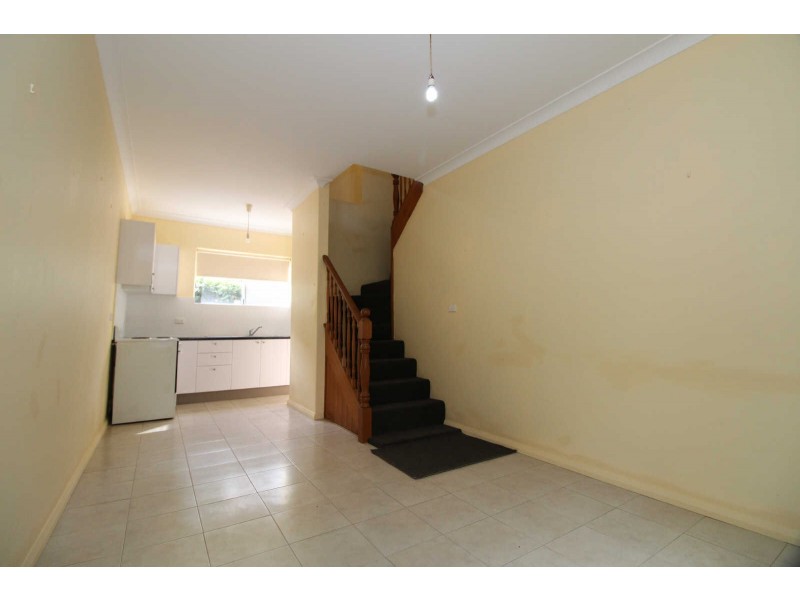04/32 Chetwynd Road, Merrylands NSW 2160