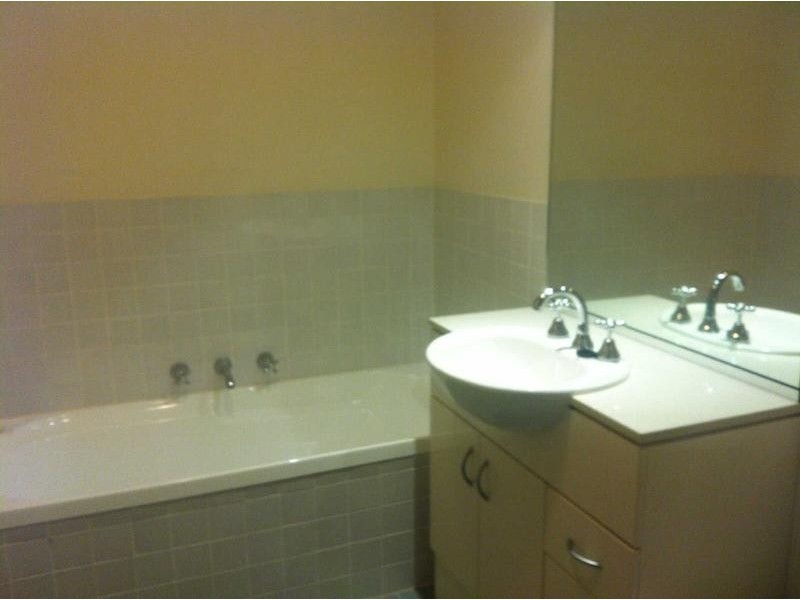 19/4 BENEDICT CRT, Merrylands NSW 2160