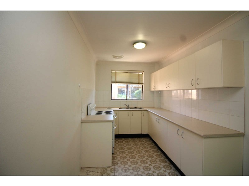 08/10 PATON STREET, Merrylands NSW 2160