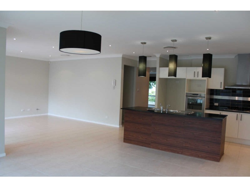 13 PARISH STREET, Pemulwuy NSW 2145