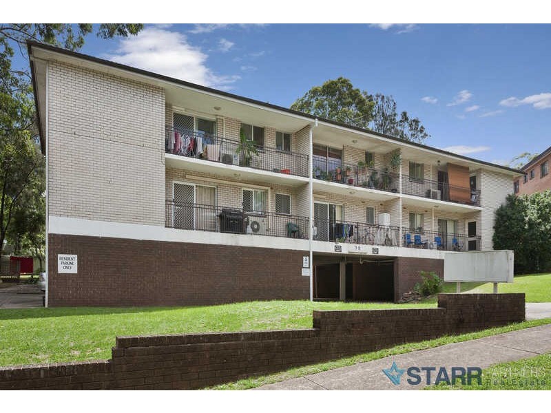 17/07 Tiara Place, Granville NSW 2142