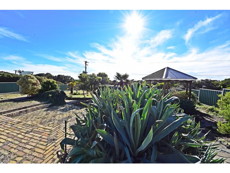 143 Bellbuoy Beach Road, Low Head TAS 7253
