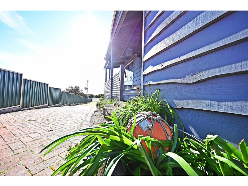 143 Bellbuoy Beach Road, Low Head TAS 7253