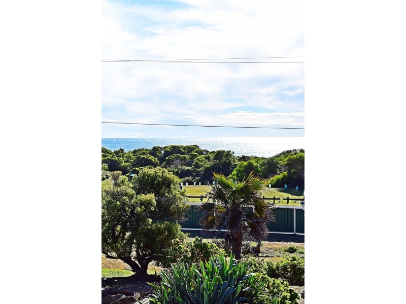 143 Bellbuoy Beach Road, Low Head TAS 7253
