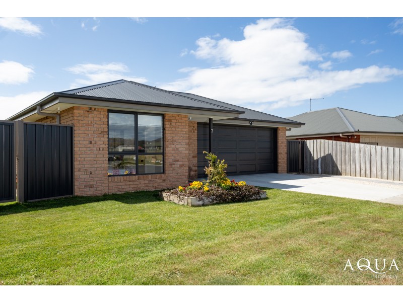 7 Axton Close, George Town TAS 7253