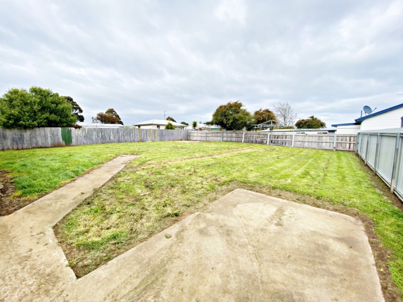 10 Hogarth Street, Waverley TAS 7250