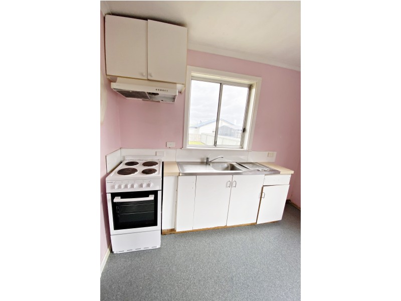 10 Hogarth Street, Waverley TAS 7250