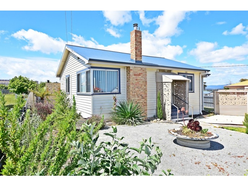 26 Davidson Street, George Town TAS 7253