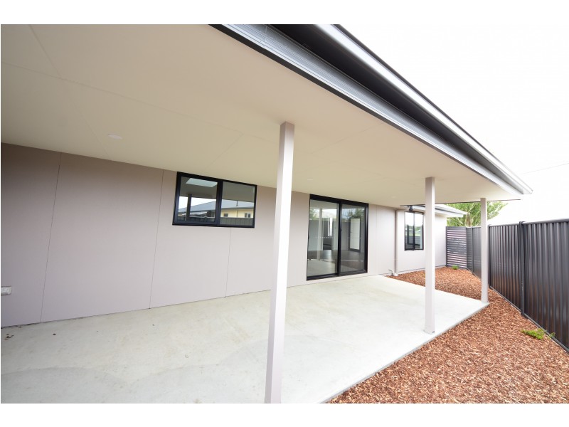 1 & 2/21 Gordon Square, George Town TAS 7253