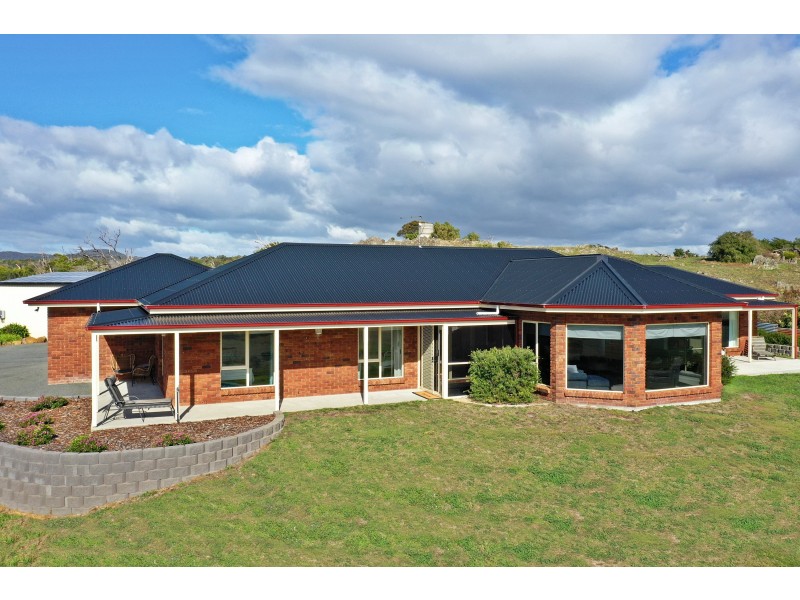 259 Old Aerodrome Road, Low Head TAS 7253