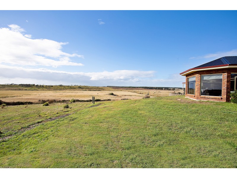 259 Old Aerodrome Road, Low Head TAS 7253